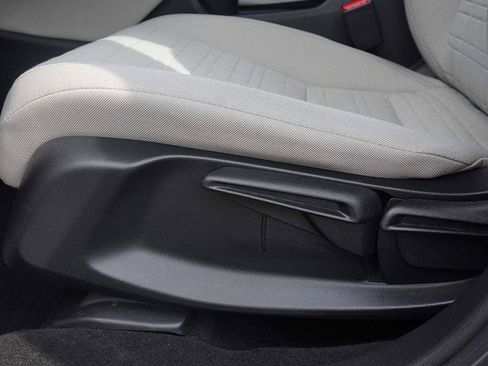 Used 2023 Honda HR-V LX image 23