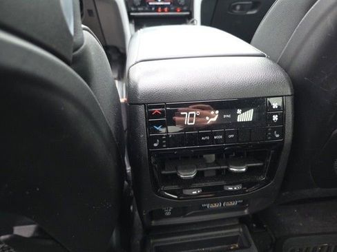 Used 2025 Jeep Grand Cherokee L Overland w/ Advanced Protech Group III image 13