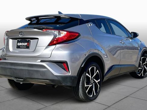 Used 2018 Toyota C-HR XLE image 12