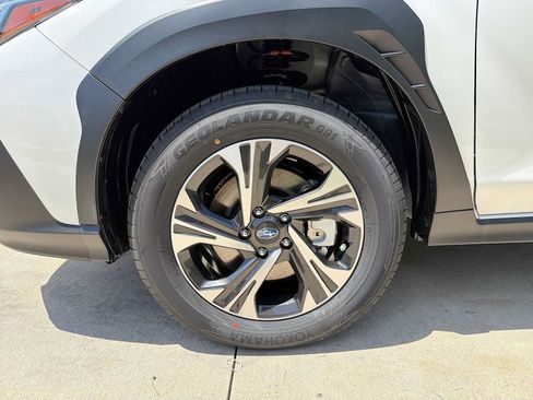 Certified 2026 Subaru Crosstrek 2.5i Premium AWD/4WD image 10