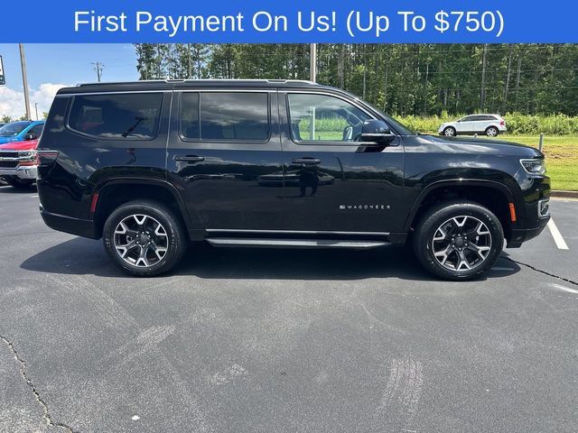 Used 2024 Jeep Wagoneer Series III AWD/4WD image 9