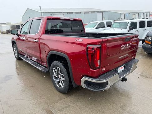 Used 2023 GMC Sierra 1500 SLT w/ SLT Premium Plus Package AWD/4WD image 12