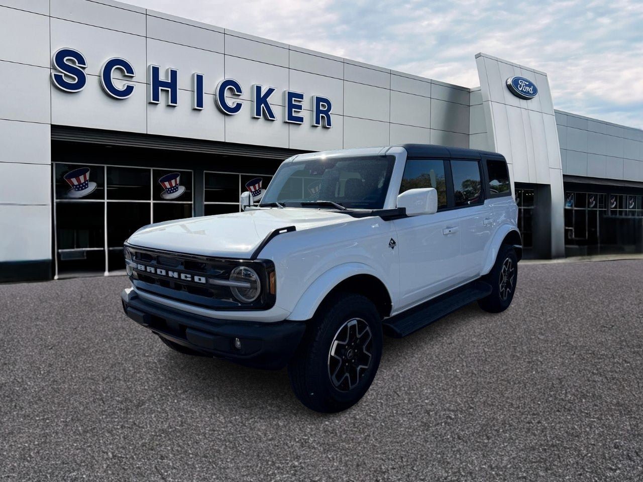 Used 2025 Ford Bronco Outer Banks AWD/4WD image 4