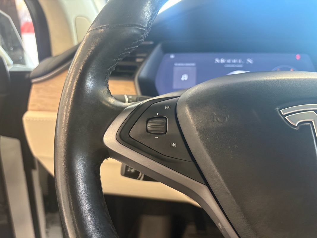 Used 2019 Tesla Model X AWD/4WD image 21