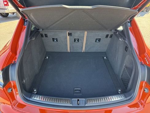Used 2023 Porsche Macan GTS image 12