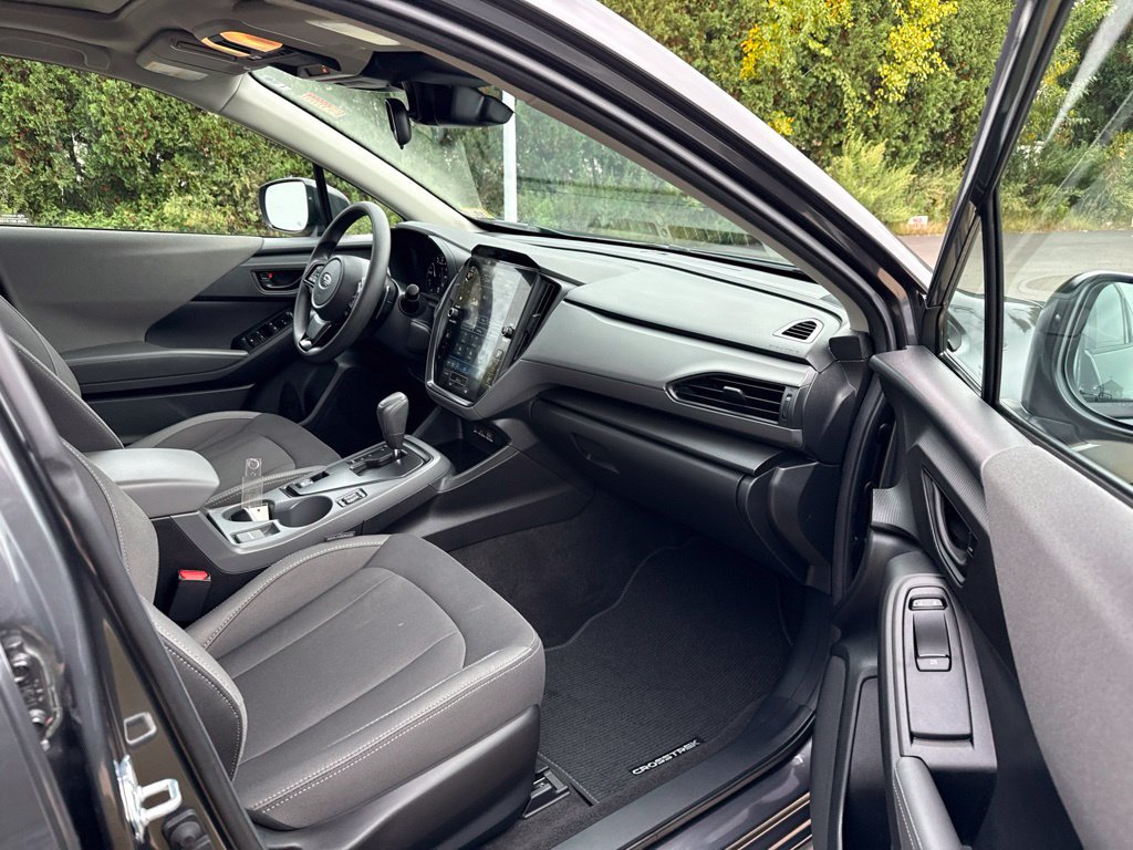 Used 2026 Subaru Crosstrek 2.5i Premium AWD/4WD image 16