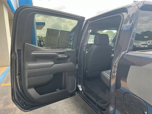 Used 2025 GMC Sierra 1500 SLT AWD/4WD image 11