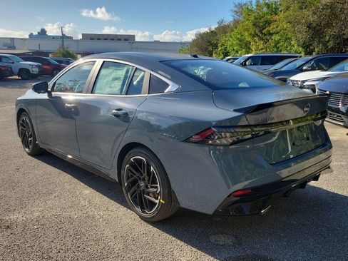 New 2026 Nissan Sentra SR image 5