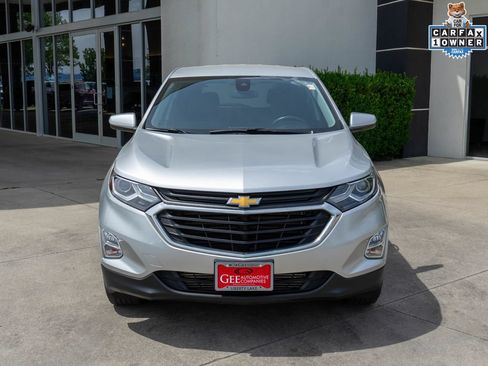 Used 2021 Chevrolet Equinox LT AWD/4WD image 2