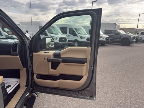 Used 2019 Ford F150 XLT w/ Equipment Group 302A Luxury image 21