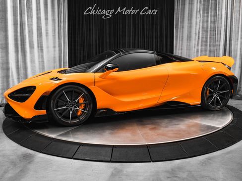 Used 2022 McLaren 765LT image 40
