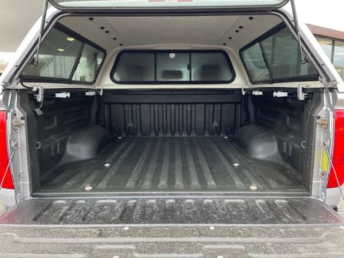 Used 2016 Toyota Tundra SR5 w/ TRD Off Road Package AWD/4WD image 29