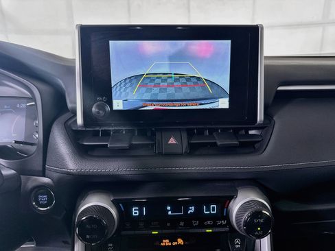 Used 2025 Toyota RAV4 XLE w/ Convenience Package FWD image 25