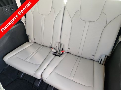 New 2025 Kia Sorento S image 20