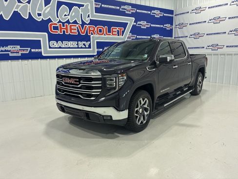 Used 2024 GMC Sierra 1500 SLT w/ SLT Premium Plus Package image 11
