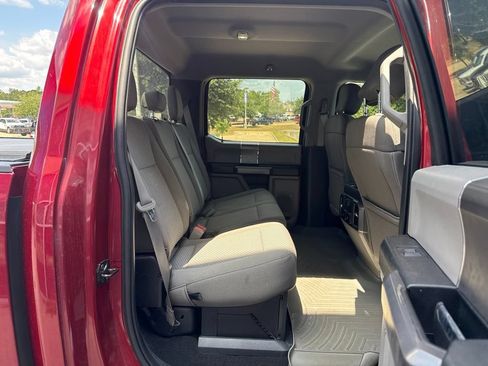 Used 2019 Ford F250 XLT w/ XLT Premium Package AWD/4WD image 11