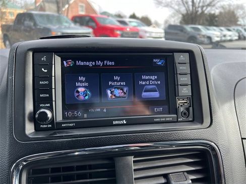 Used 2018 Dodge Grand Caravan GT image 24