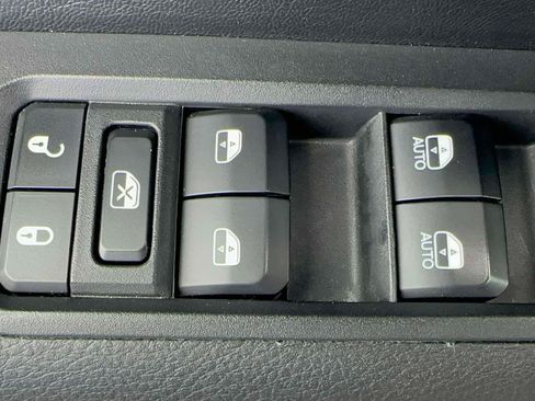 Used 2023 Jeep Compass High Altitude AWD/4WD image 14