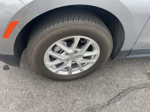 Used 2024 Chevrolet Equinox LT AWD/4WD image 11