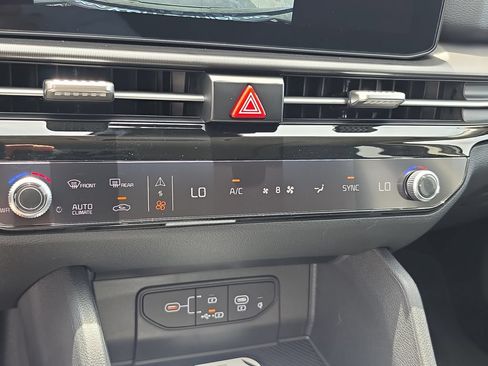 New 2026 Kia Sportage SX FWD image 26