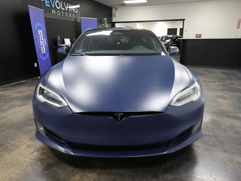 Used 2017 Tesla Model S 90D image 5