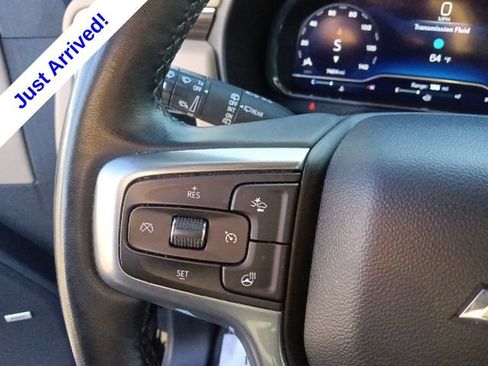 Used 2024 Chevrolet Suburban Premier RWD image 18