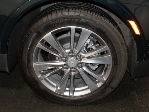 Certified 2025 Cadillac XT5 Premium Luxury w/ Technology Package AWD/4WD image 37