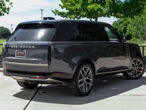 New 2026 Land Rover Range Rover Long Wheelbase SE AWD/4WD image 9