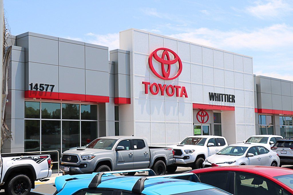 Used 2023 Toyota Corolla LE w/ LE Convenience Package FWD image 37