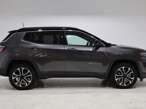 Used 2024 Jeep Compass Limited AWD/4WD image 9