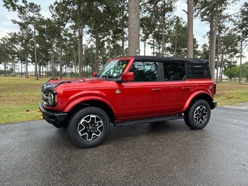 Used 2024 Ford Bronco Outer Banks AWD/4WD image 6