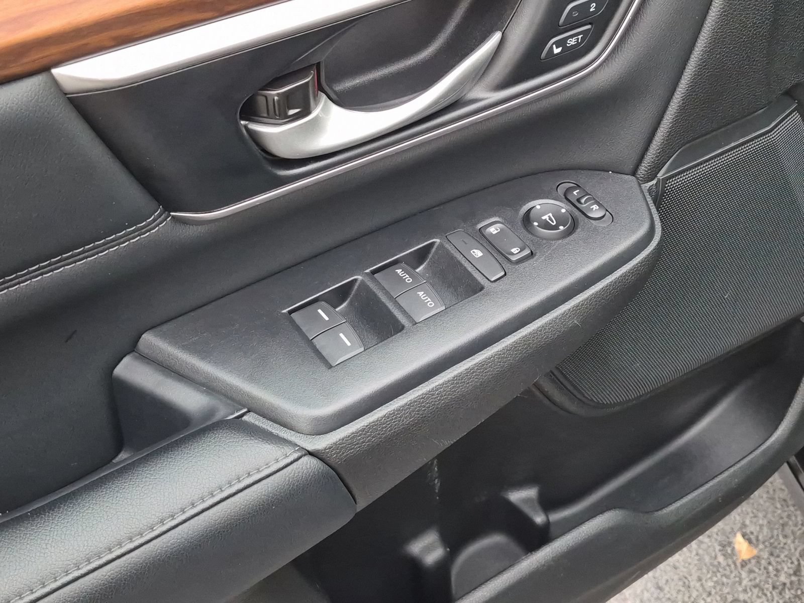 Used 2022 Honda CR-V EX-L image 13