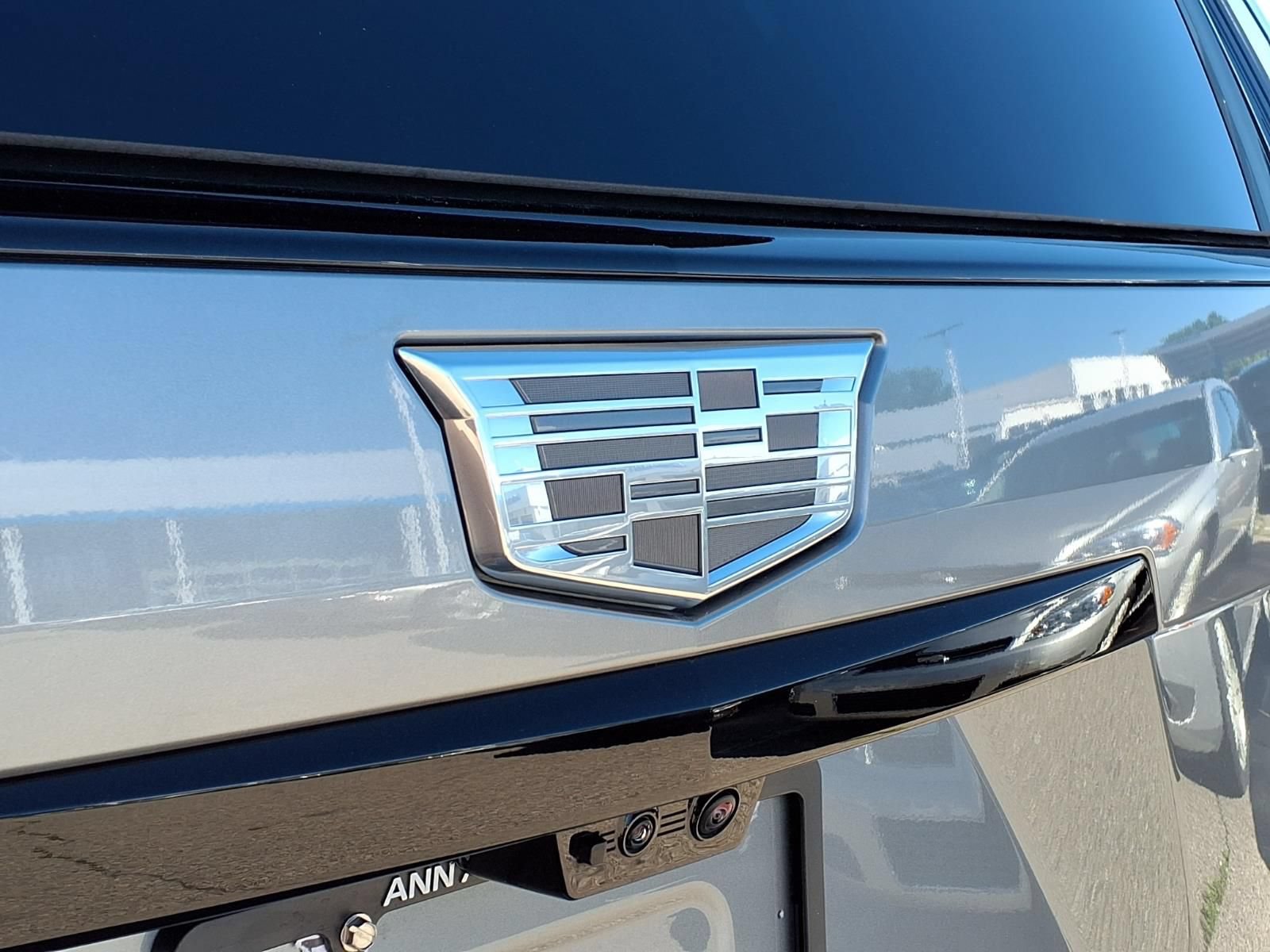 Certified 2026 Cadillac Escalade Platinum Sport w/ LPO, ONYX Package AWD/4WD image 9