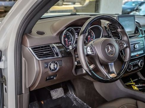 Used 2018 Mercedes-Benz GLS 450 4MATIC w/ Premium Package image 30