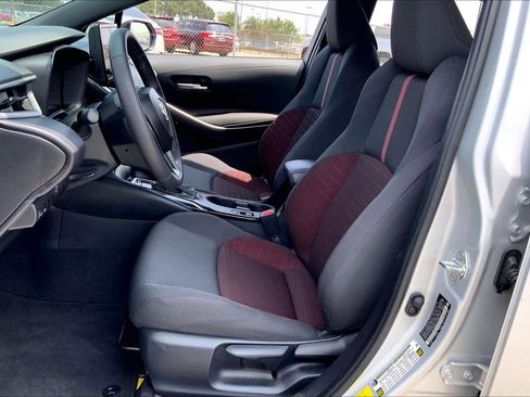 Used 2024 Toyota Corolla SE FWD image 8