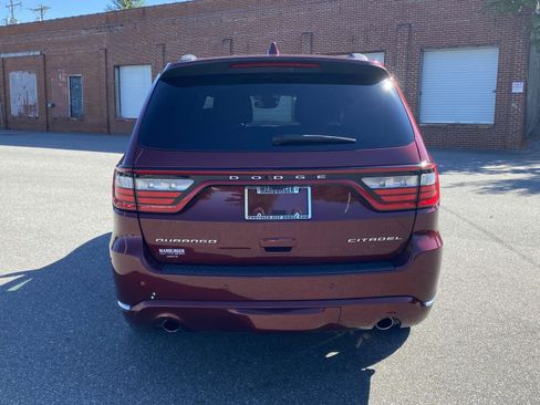 Used 2022 Dodge Durango Citadel image 7