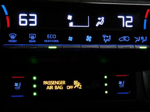 Used 2020 Toyota RAV4 TRD Off-Road w/ TRD Off-Road Weather Package AWD/4WD image 50