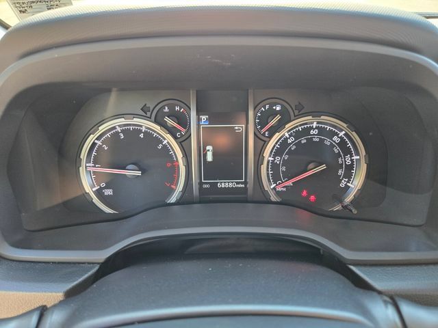 Used 2022 Toyota 4Runner TRD Off-Road Premium w/ Moonroof Package AWD/4WD image 36