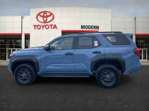 Certified 2025 Toyota 4Runner SR5 image 9