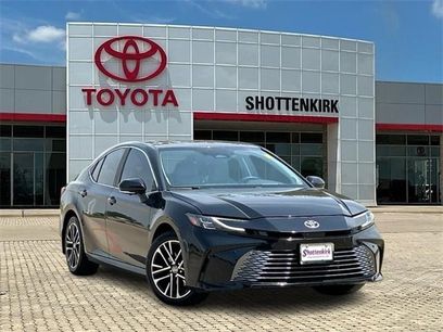 Used 2025 Toyota Camry XLE