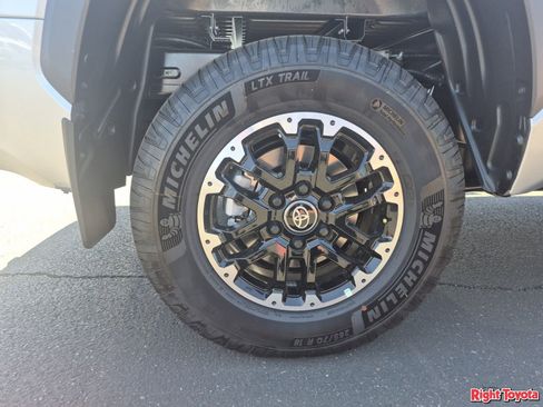 New 2026 Toyota Tundra SR5 w/ TRD Off-Road Package AWD/4WD image 19