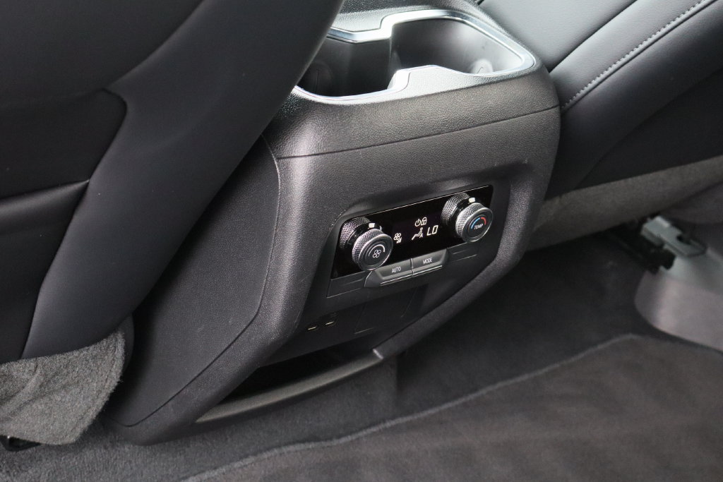 Certified 2026 Buick Enclave Preferred FWD image 25