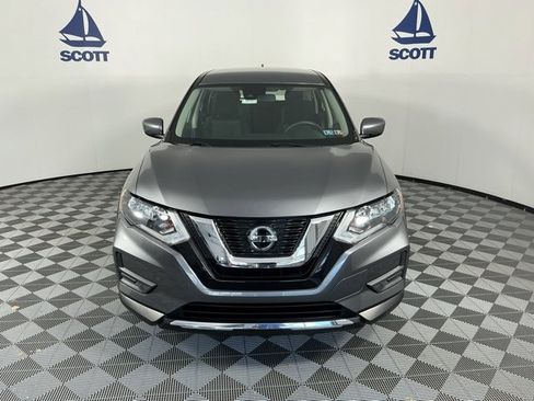 Used 2020 Nissan Rogue S image 2
