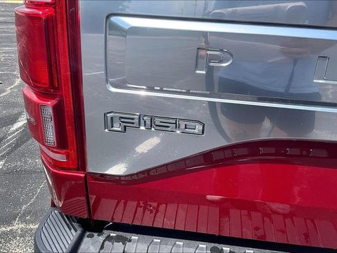Used 2016 Ford F150 Platinum w/ Equipment Group 701A Luxury AWD/4WD image 8