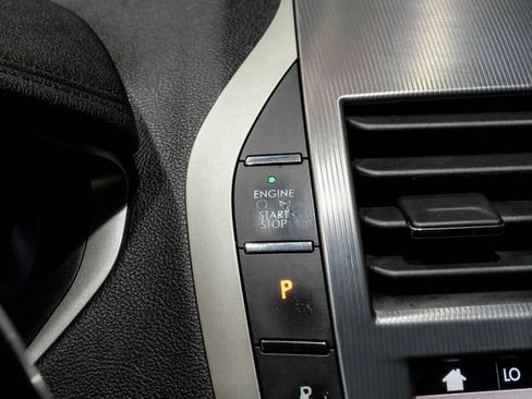 Used 2017 Lincoln MKZ Reserve image 23