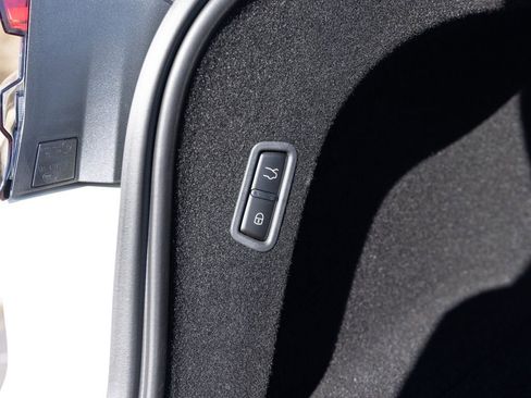 Used 2024 Maserati Levante Modena Ultima image 35