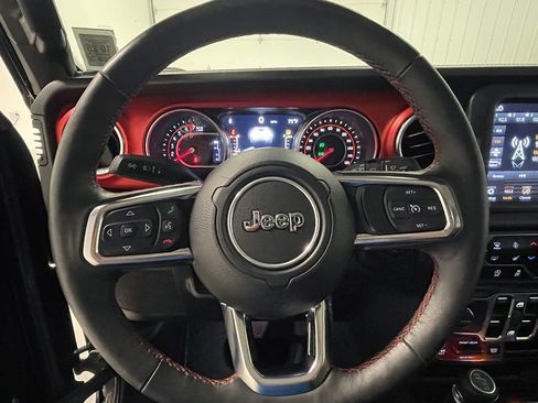 Used 2018 Jeep Wrangler Unlimited Rubicon w/ Uconnect 4C Nav & Sound Group AWD/4WD image 33