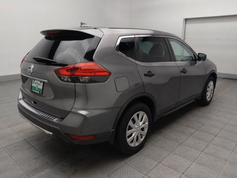 Used 2017 Nissan Rogue S image 9