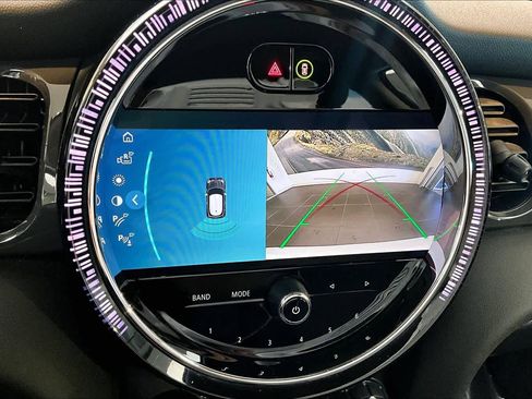 Used 2024 MINI Cooper 2-Door Hardtop w/ Storage Package FWD image 28