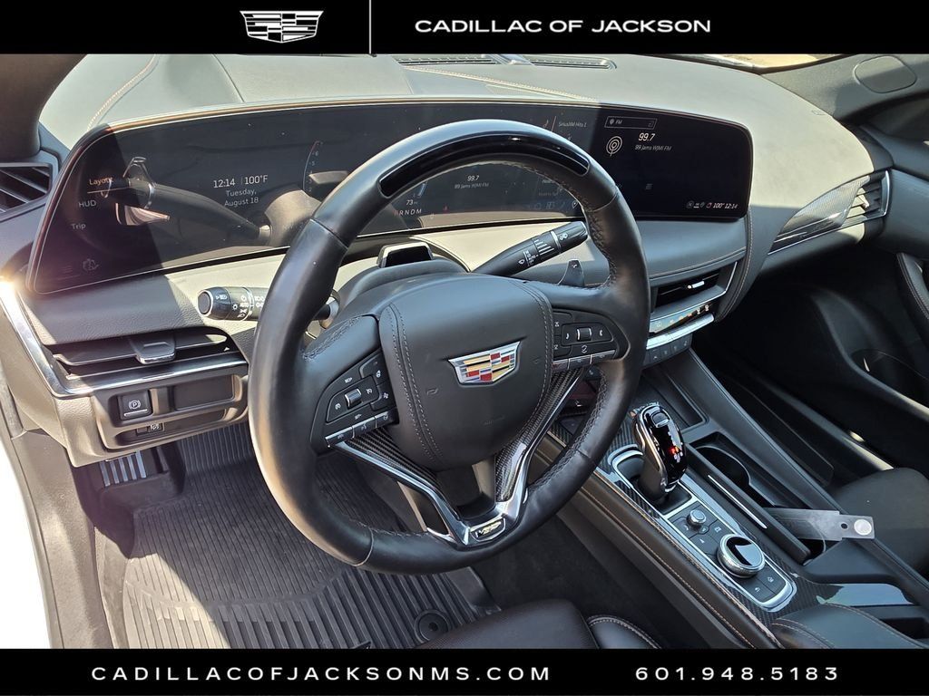 Certified 2025 Cadillac CT5 V w/ Technology Package RWD image 9